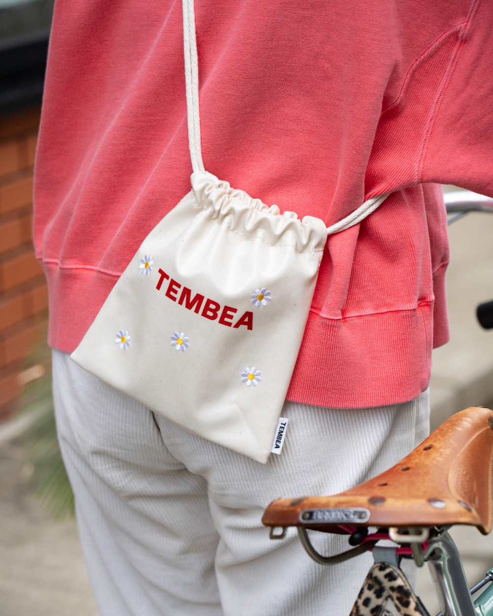 TEMBEA×Friday POCHETTE "Flower Embroidery" NATURAL