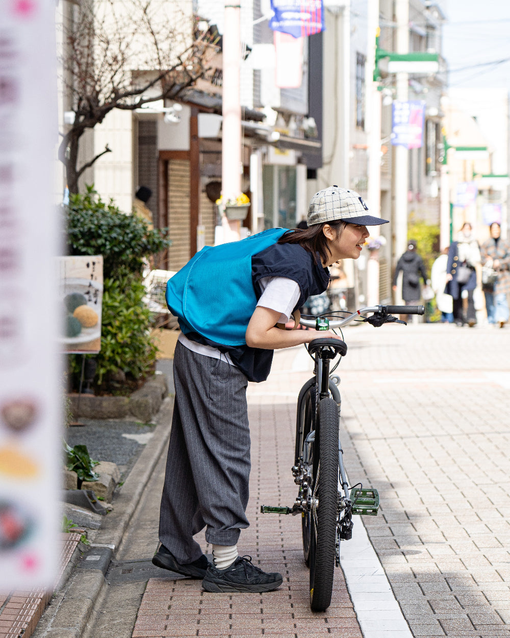 BLUE LUG × Friday The messenger bag "Blue"