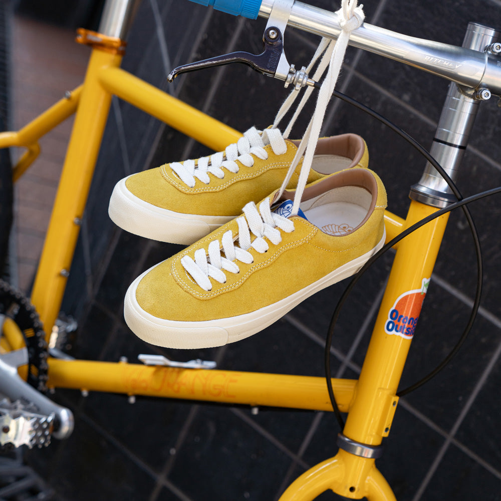 Last Resort AB VM001 LO Suede -Mustard Yellow / White