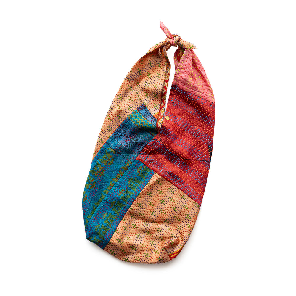 WONDER FULL LIFE KANTHA BOTANICAL BAG -Large