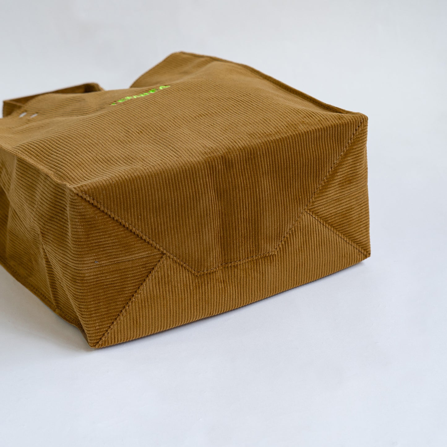 TEMBEA PAPER TOTE MEDIUM CORDUROY