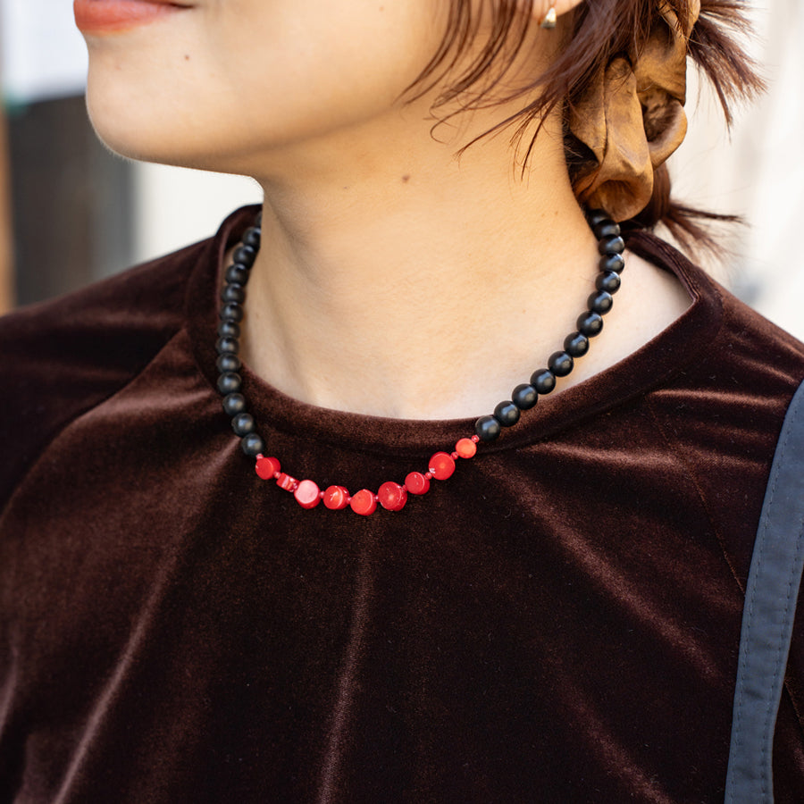 Melanie DeCourcey Matt onyx with dyed coral