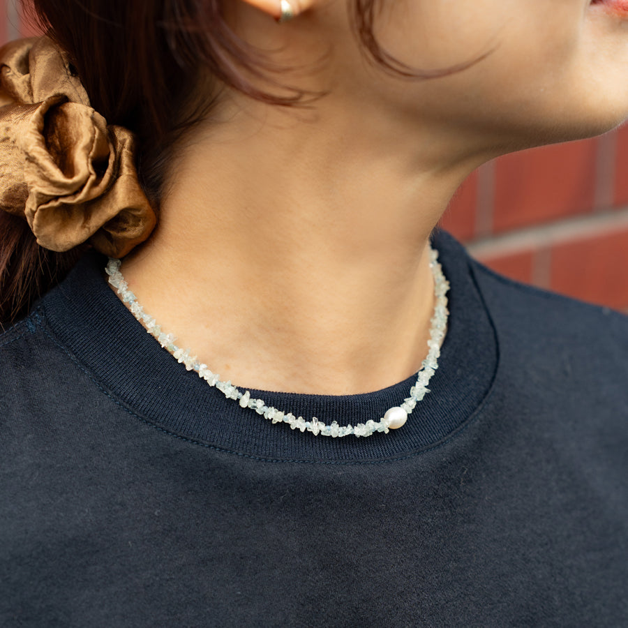 Melanie Decourcey Aquamarine beads with pearl center