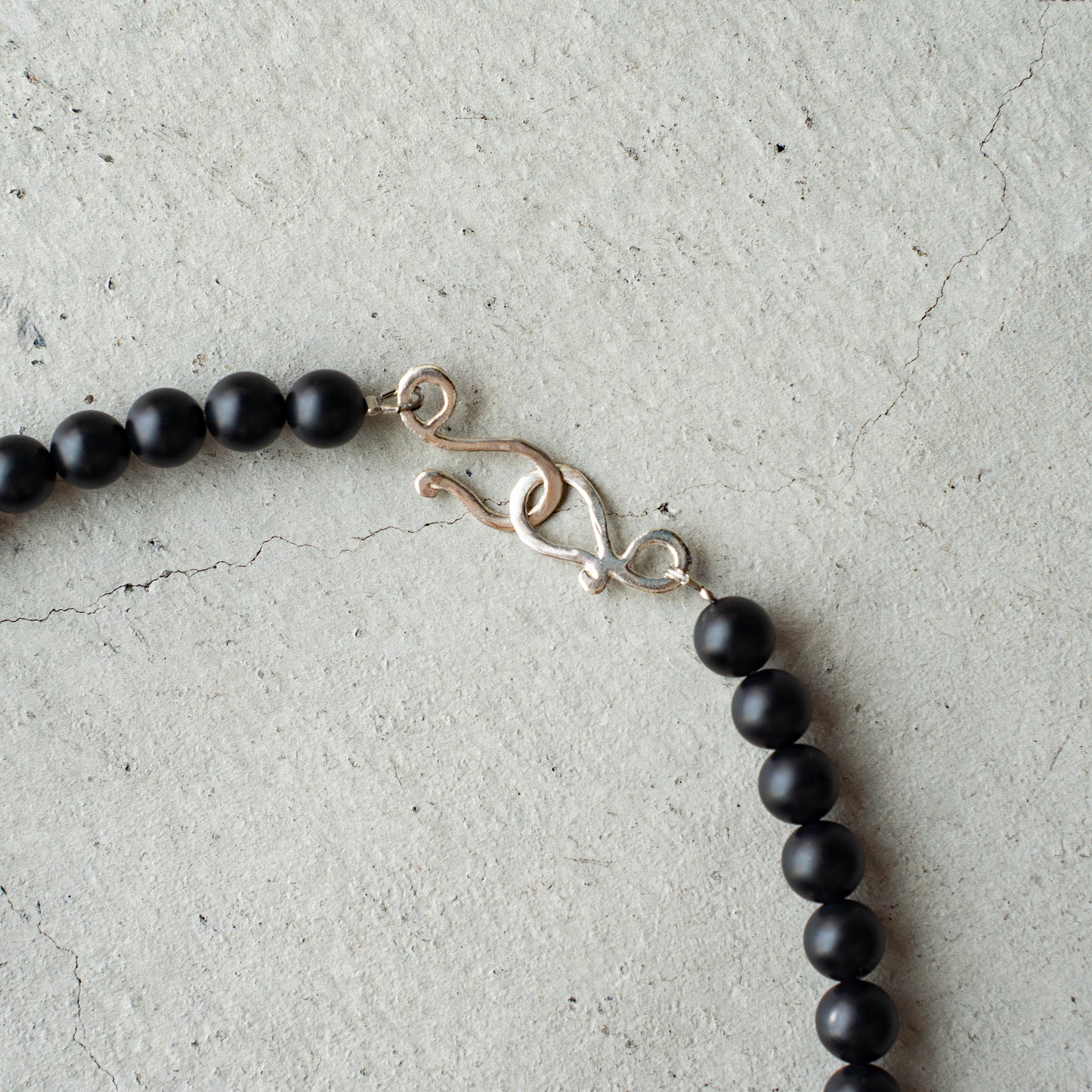 Melanie DeCourcey Matt onyx with dyed coral