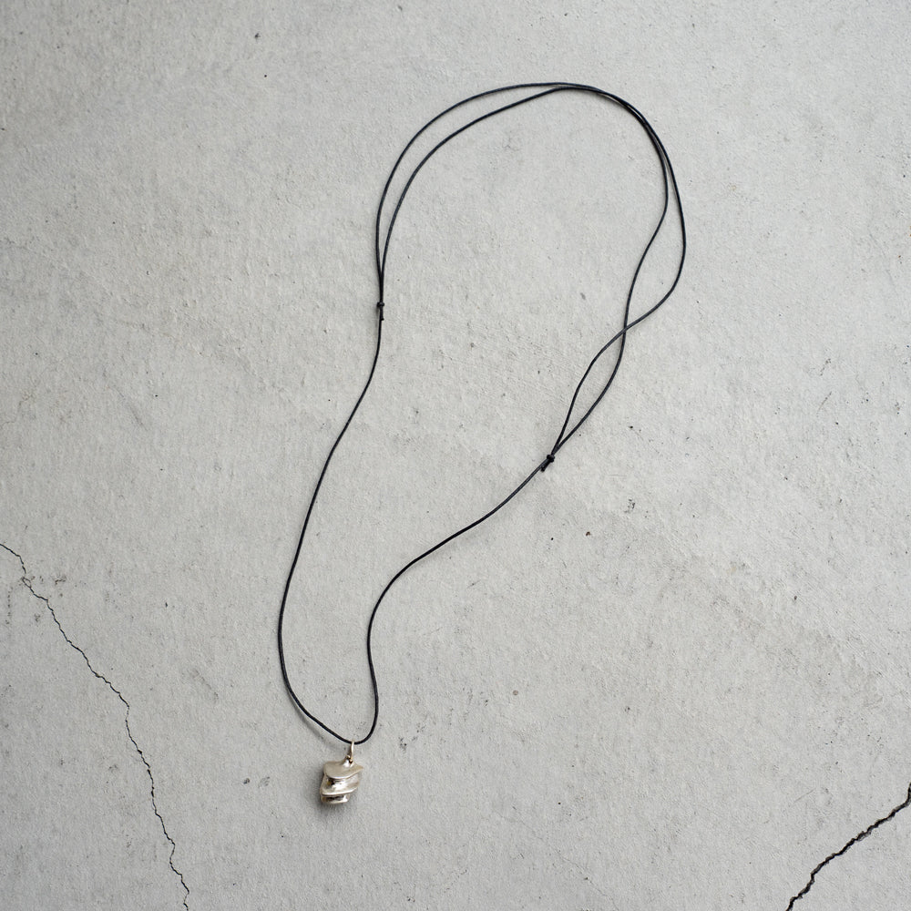 Melanie DeCourcey 3 level freestyle pendant