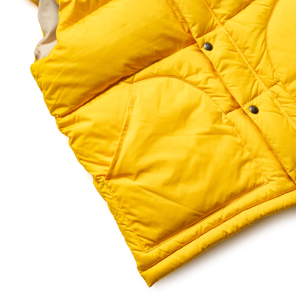 SIERRA DESIGNS  ZIP DOWN VEST