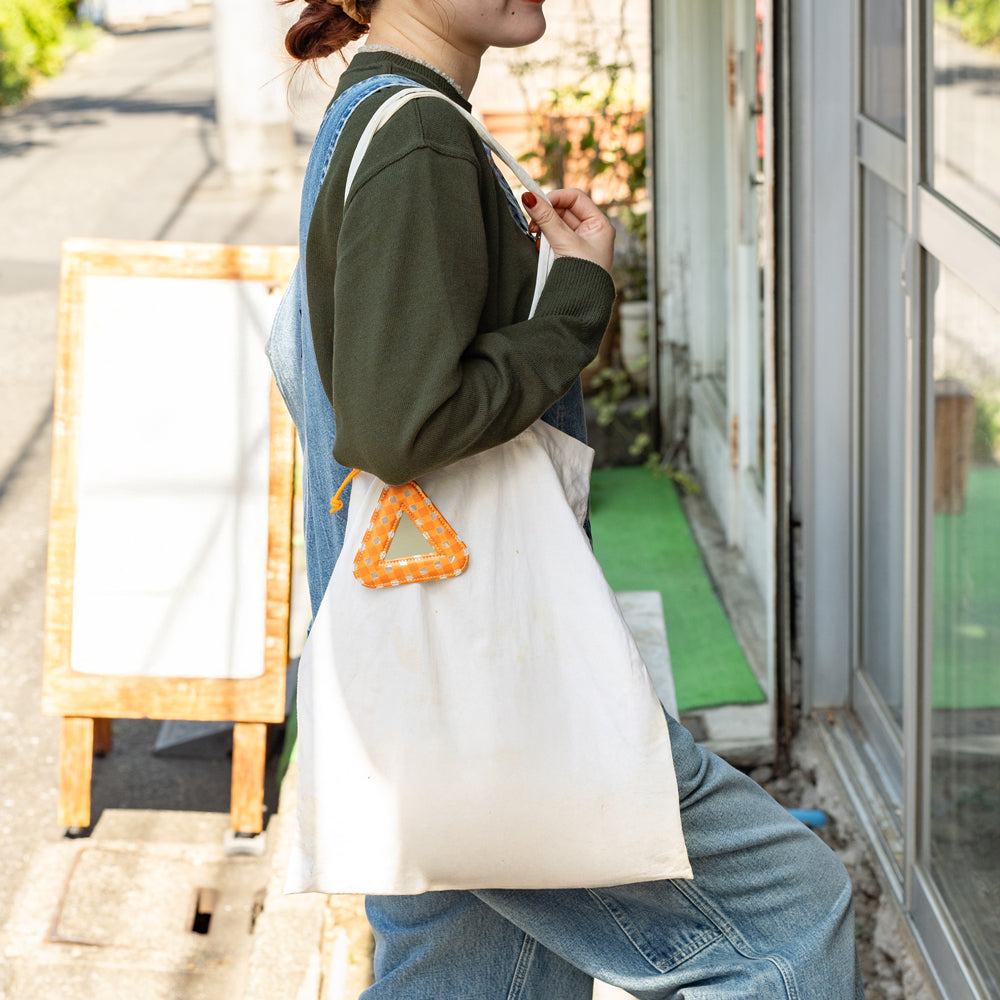 BLUE LUG × Friday Triangle reflector -Gingham check