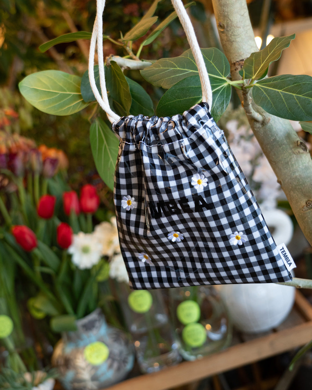 TEMBEA×Friday POCHETTE "Flower Embroidery" GINGHAM BLACK