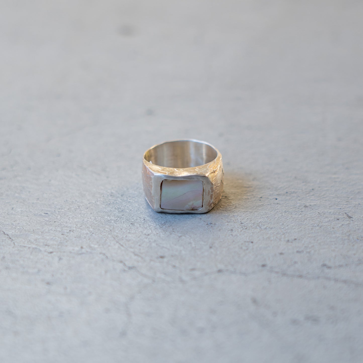 Melanie Decourcey Square mother of pearl silver ring