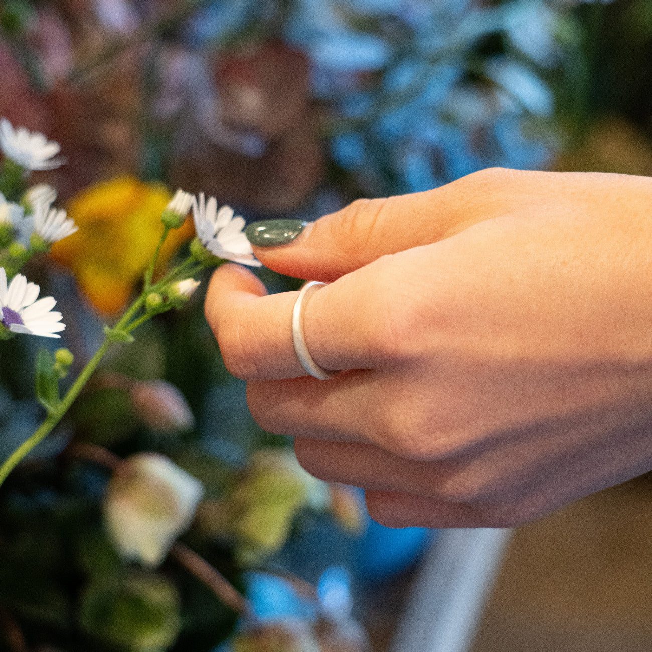 Melanie Decourcey Thin flat freestyle silver ring