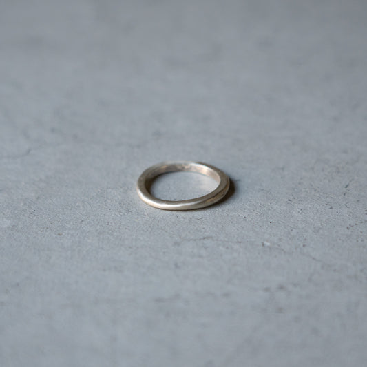 Melanie Decourcey  Thin flat freestyle silver ring