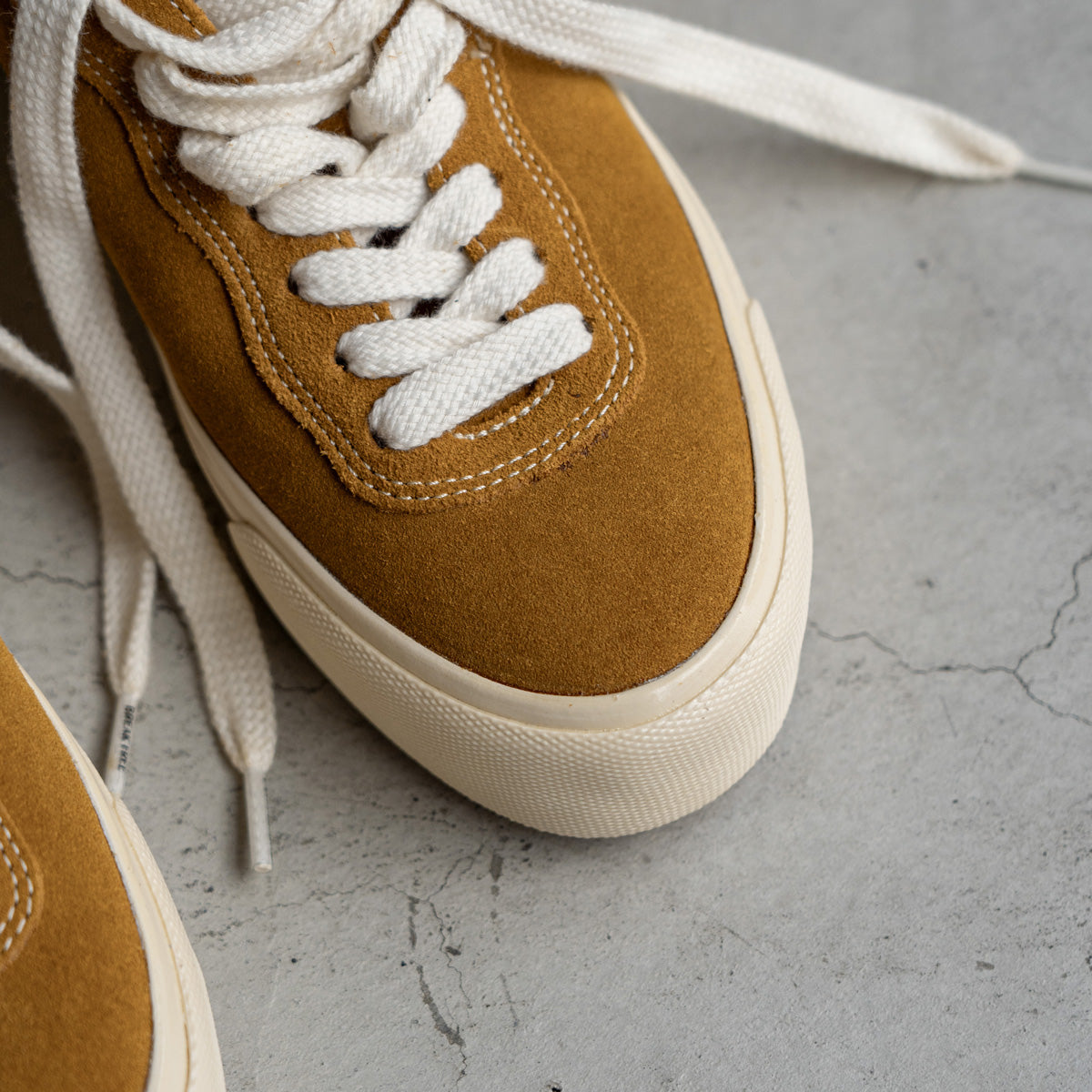 Last Resort AB VM001 LO Suede -Golden Brown