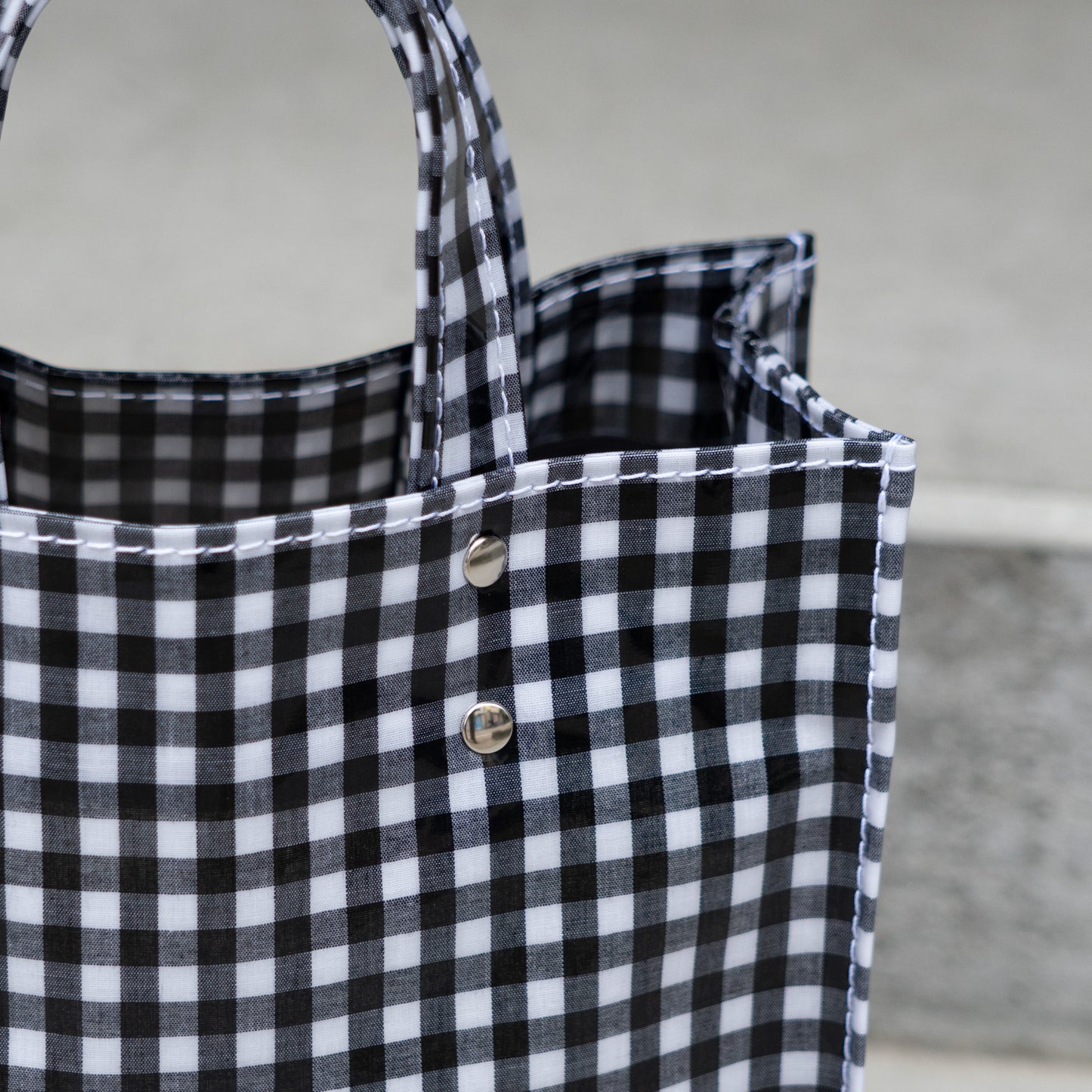 TEMBEA PAPER TOTE SMALL -GINGHAM CHECK