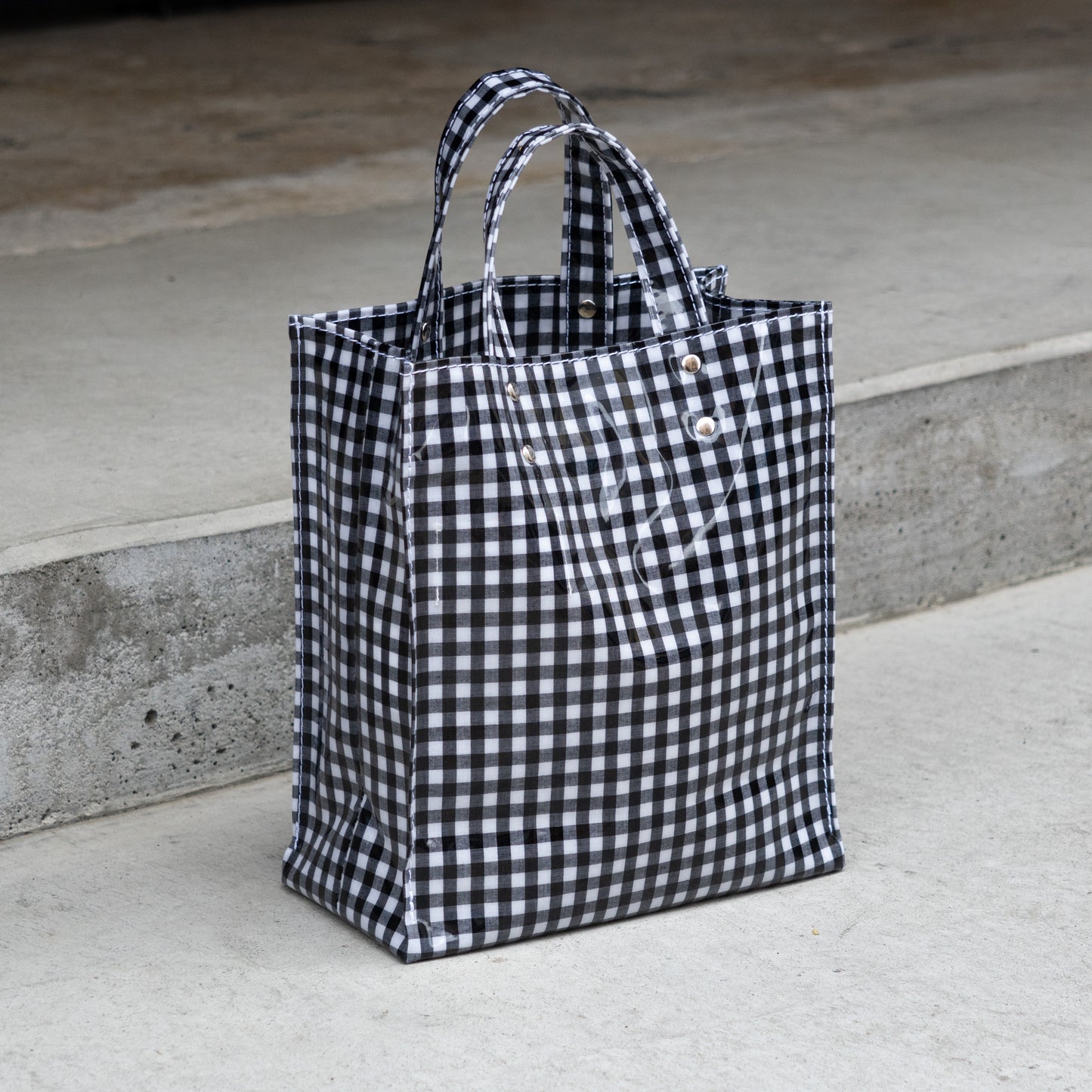 TEMBEA PAPER TOTE SMALL -GINGHAM CHECK