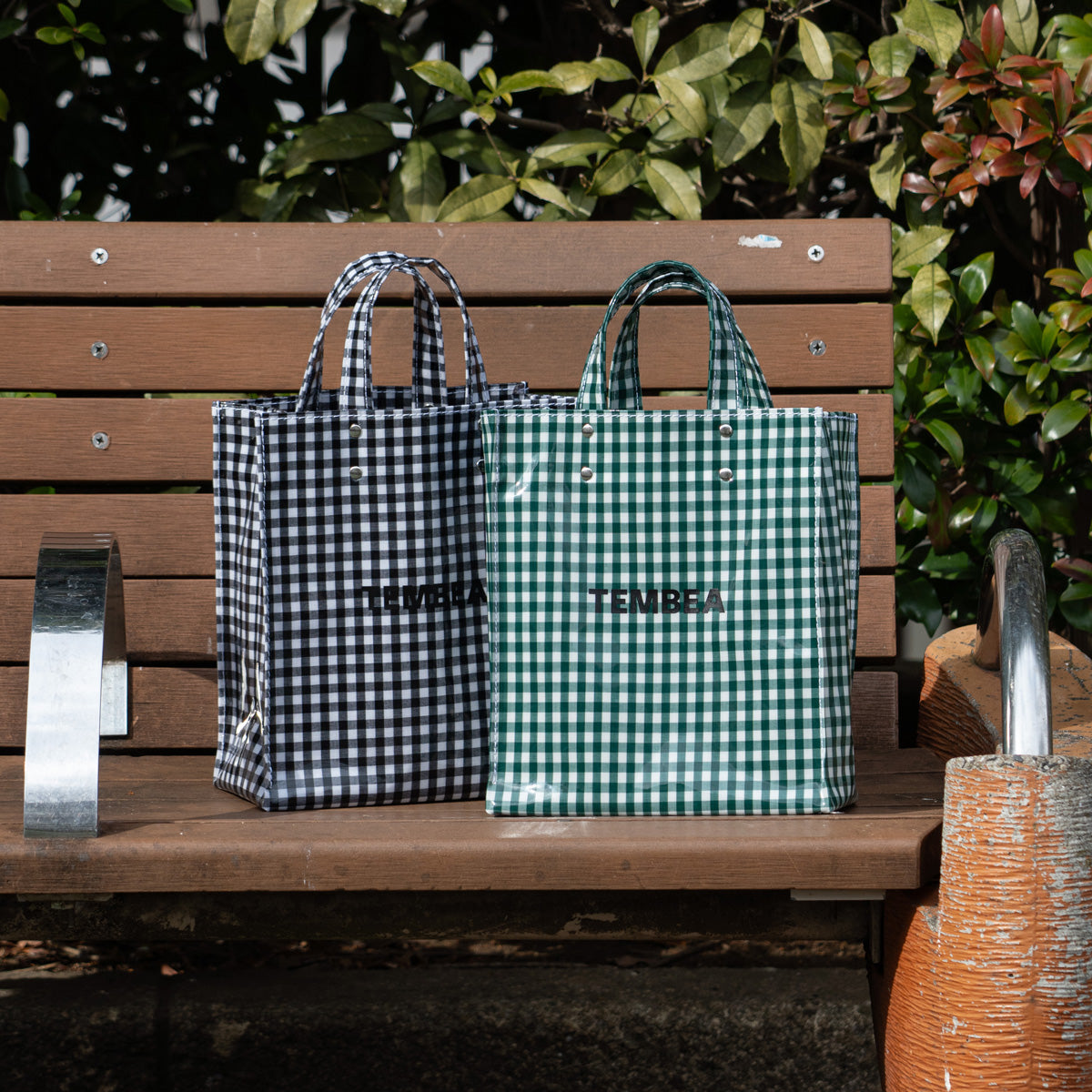 TEMBEA PAPER TOTE SMALL -GINGHAM CHECK