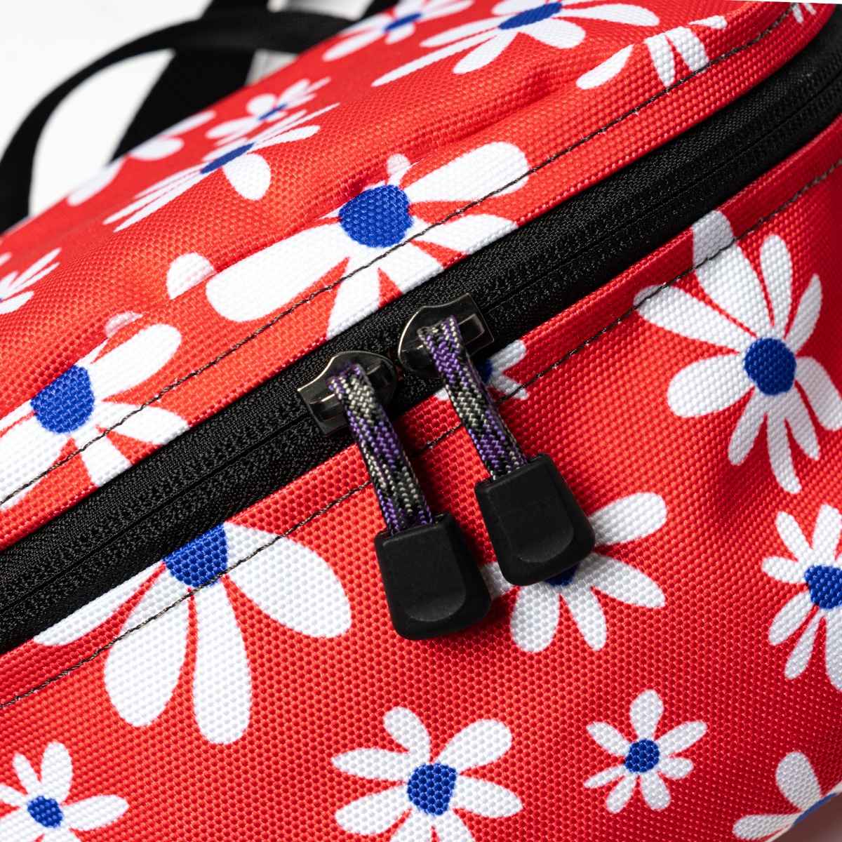 BLUE LUG  The fanny pack -Flower