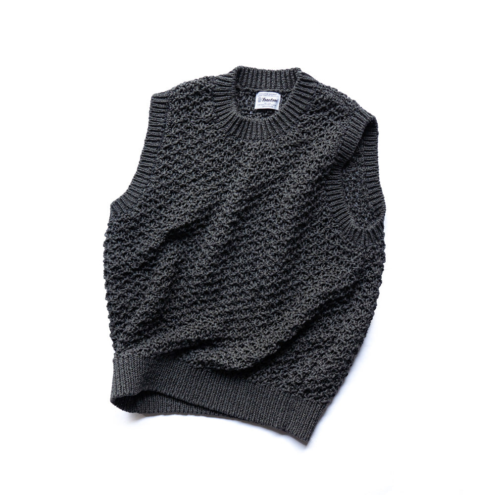 Yonetomi GIMA MESH KNIT VEST – Friday