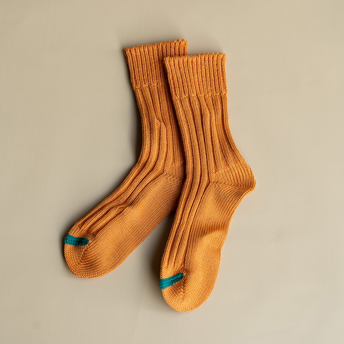 ROTOTO CHUNKY RIBBED CREW SOCKS