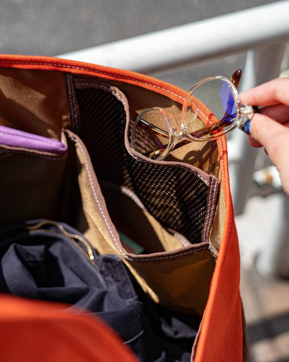 BLUELUG × Friday  The messenger bag "Orange"