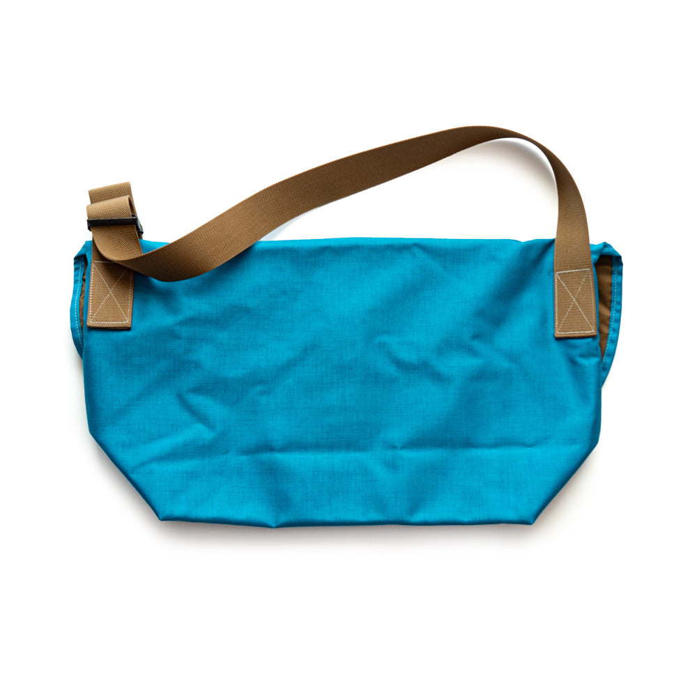 BLUELUG × Friday  The messenger bag "Blue"
