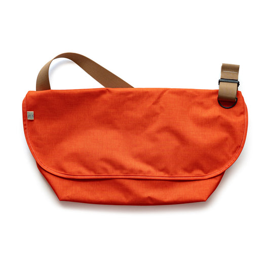 BLUELUG × Friday  The messenger bag "Orange"