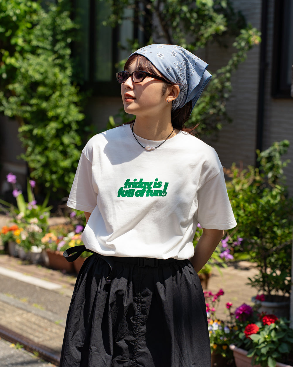 F F F  Print tee " friday is full of fun ! "  -White