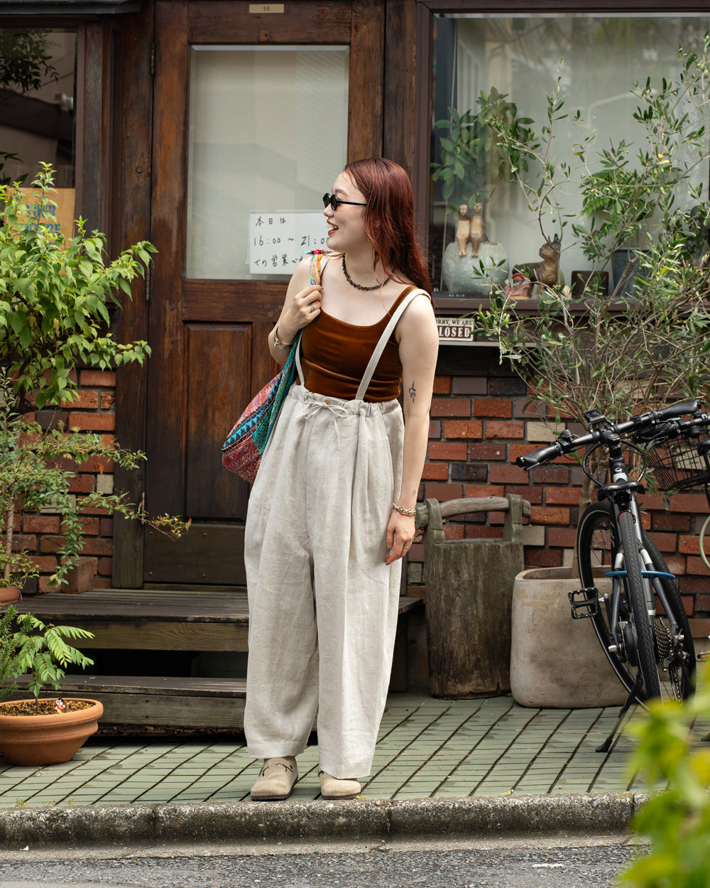 SIMONE WILD  Singlet