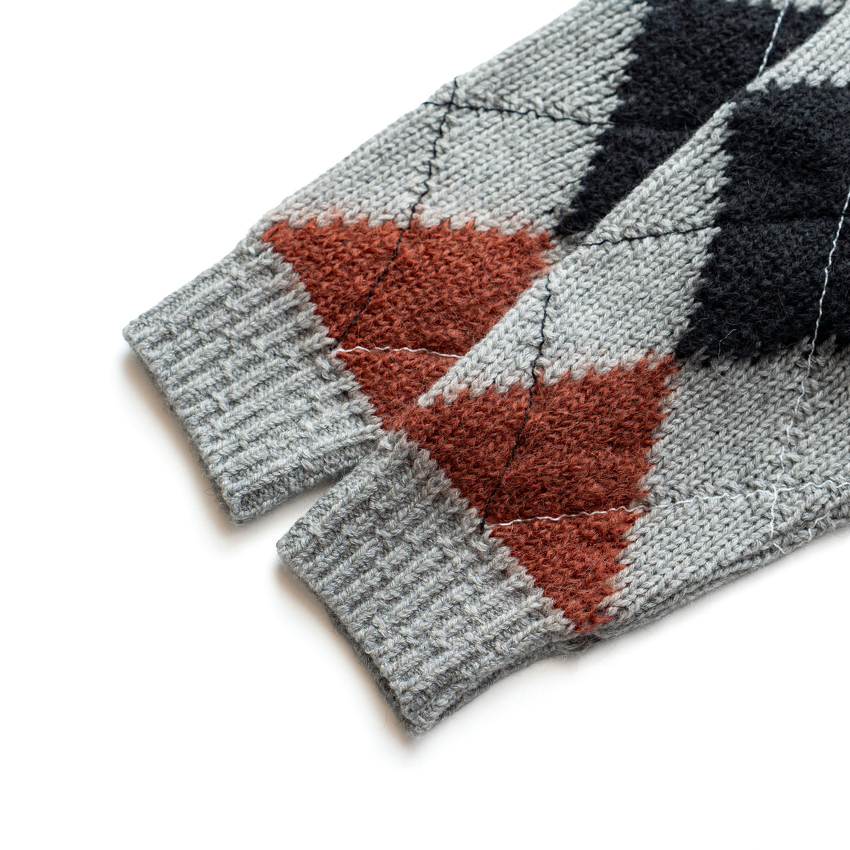 COOHEM　STITCHED ARGYLE KNIT PULLOVER
