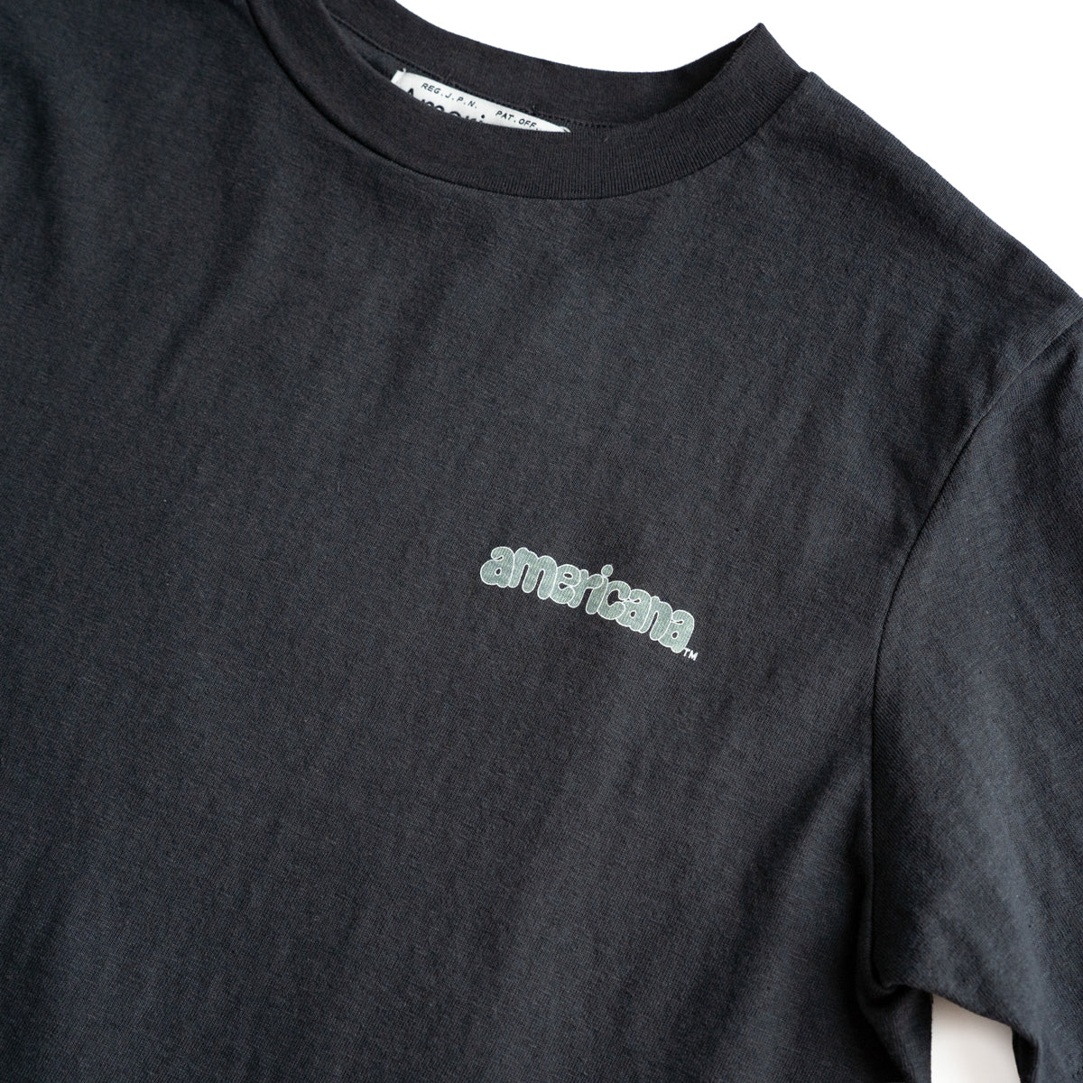 Americana Print tee "You say good bye and I say hello"