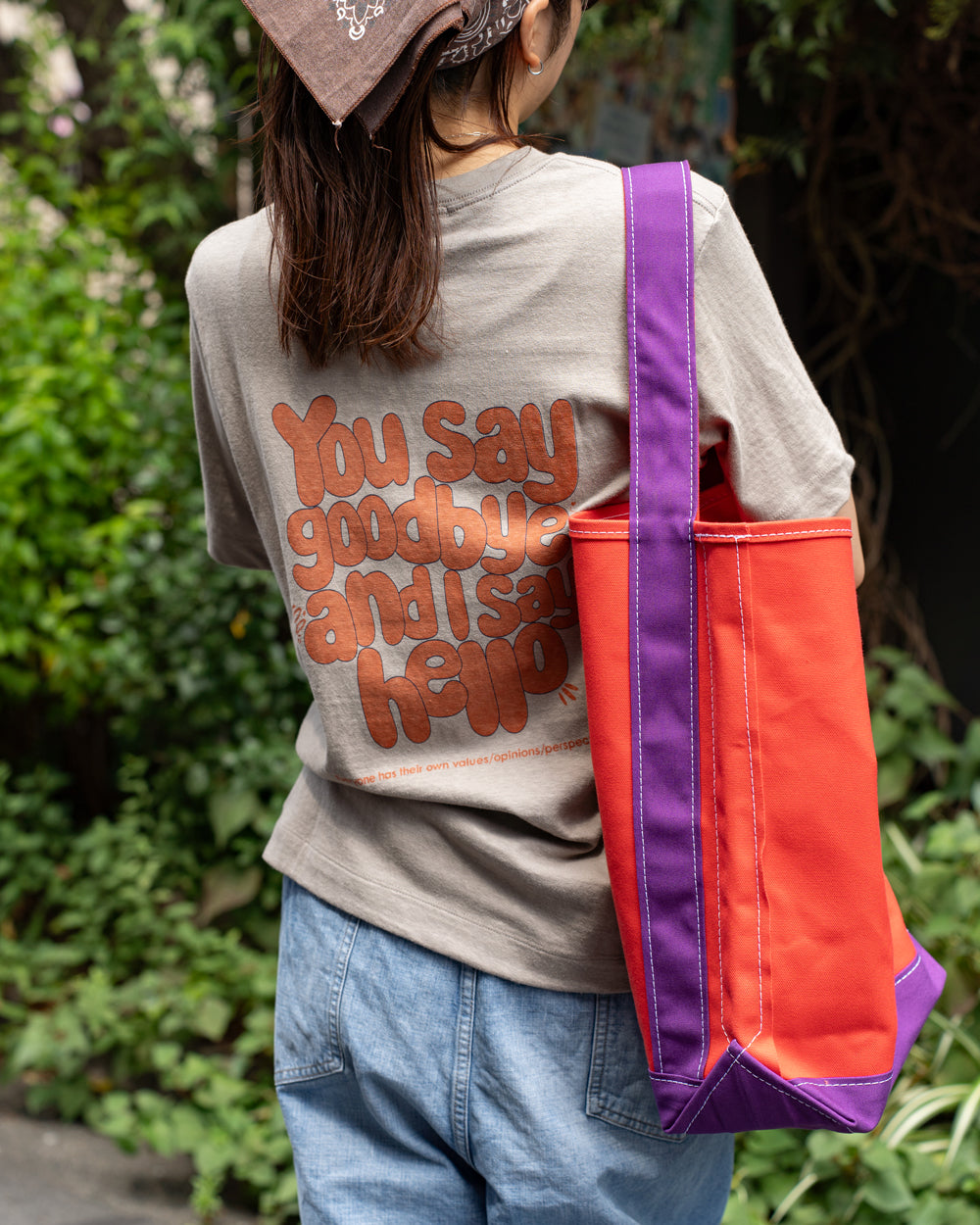 Americana Print tee "You say good bye and I say hello"
