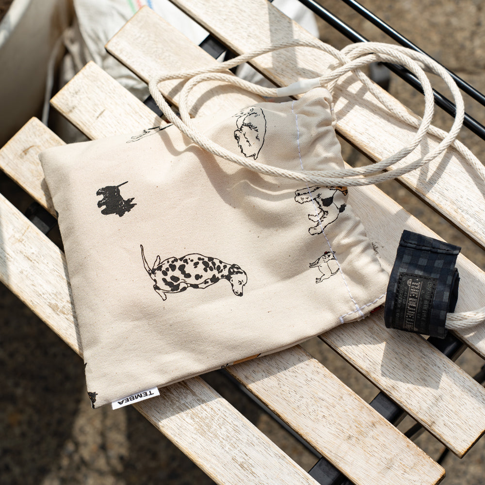 TEMBEA　巾着 POCHETTE -DOG PRINT