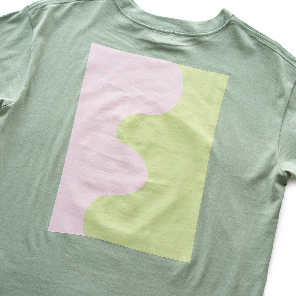 F F F   Back print tee "F"  -Mint