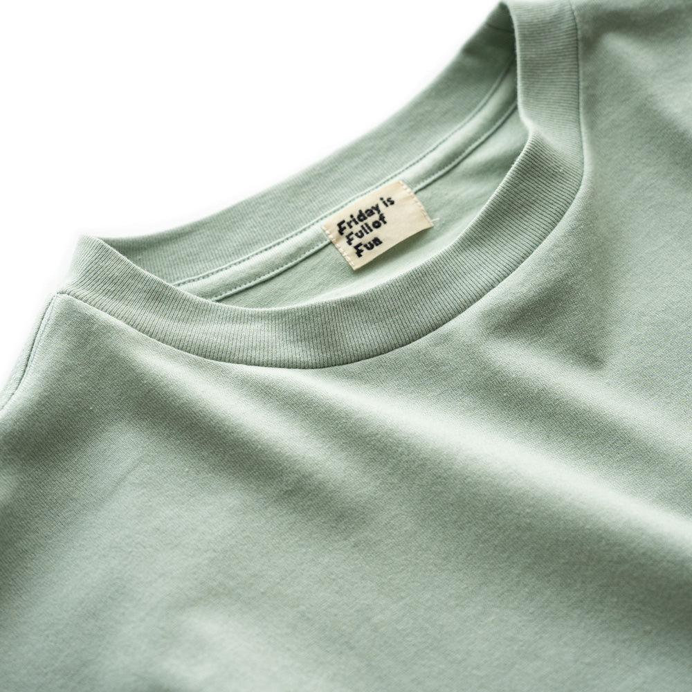 F F F   Back print tee "F"  -Mint
