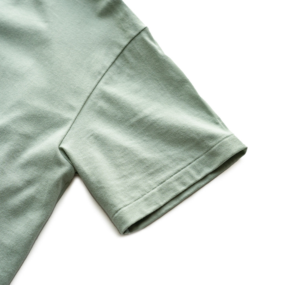F F F   Back print tee "F"  -Mint
