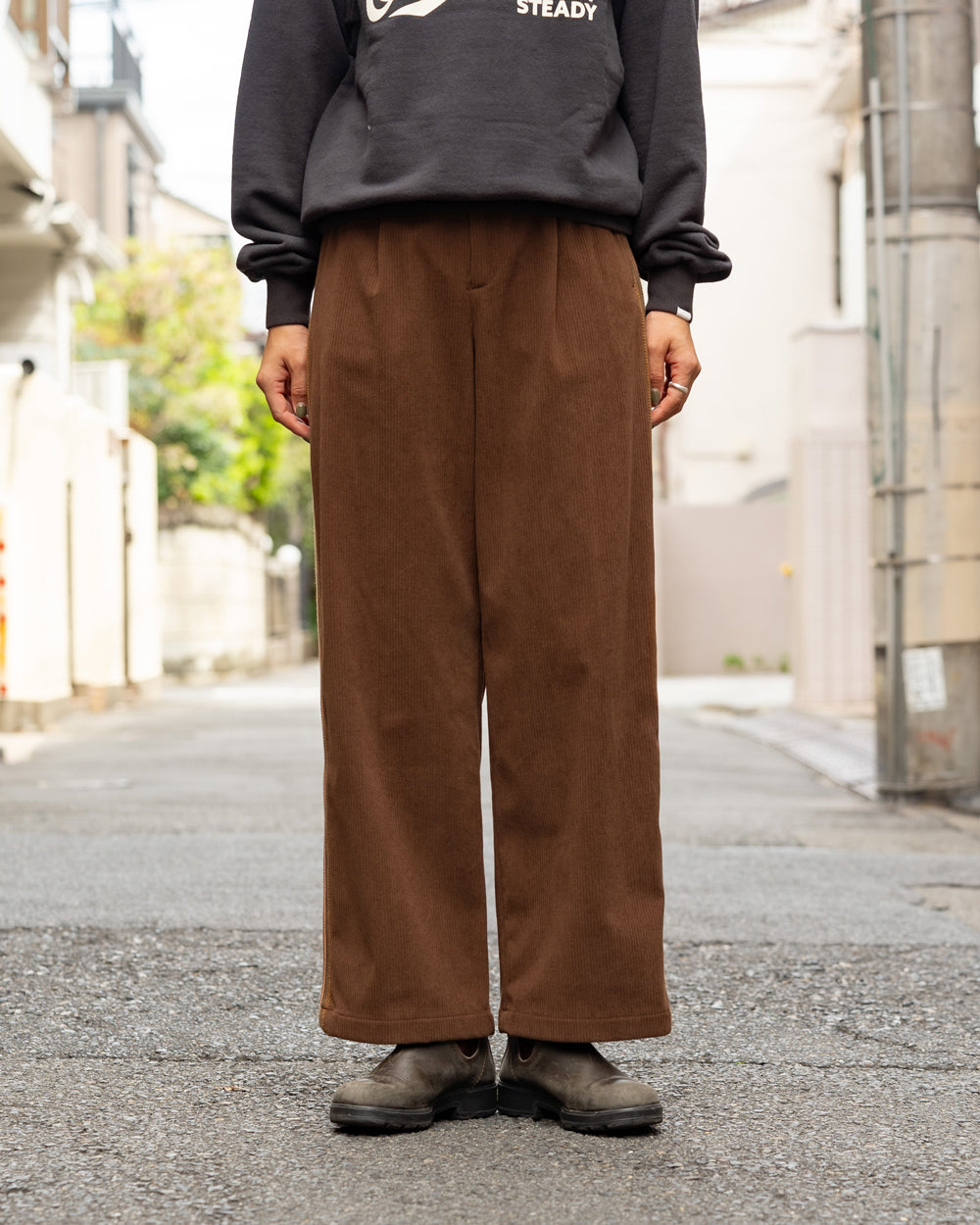 COOHEM  KNIT SIDELINE CORDUROY PANTS