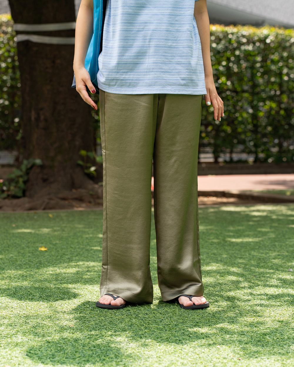 F F F   Easy pants  -Satin "Olive"