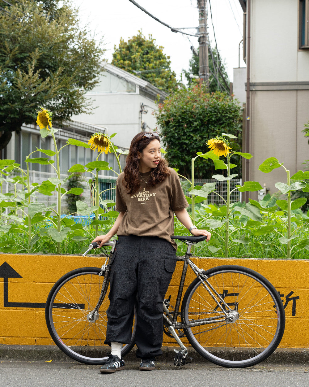 Americana × Friday   Print tee " I like everydaybike"