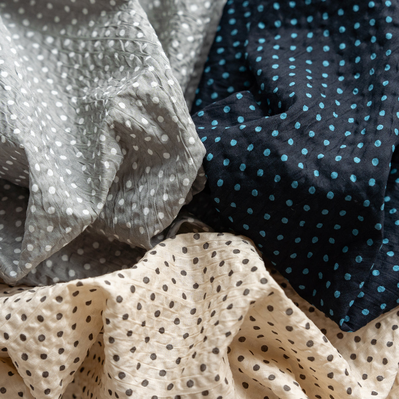 F F F   Scarf -Small dot print