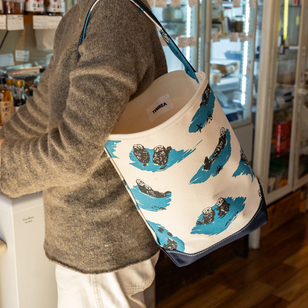 TEMBEA　BAGUETTE TOTE SMALL -RAKKO PRINT