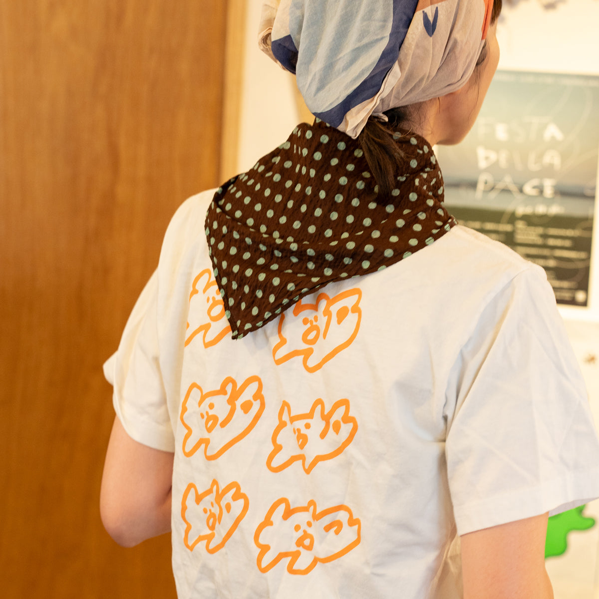 F F F   Scarf -Dot print