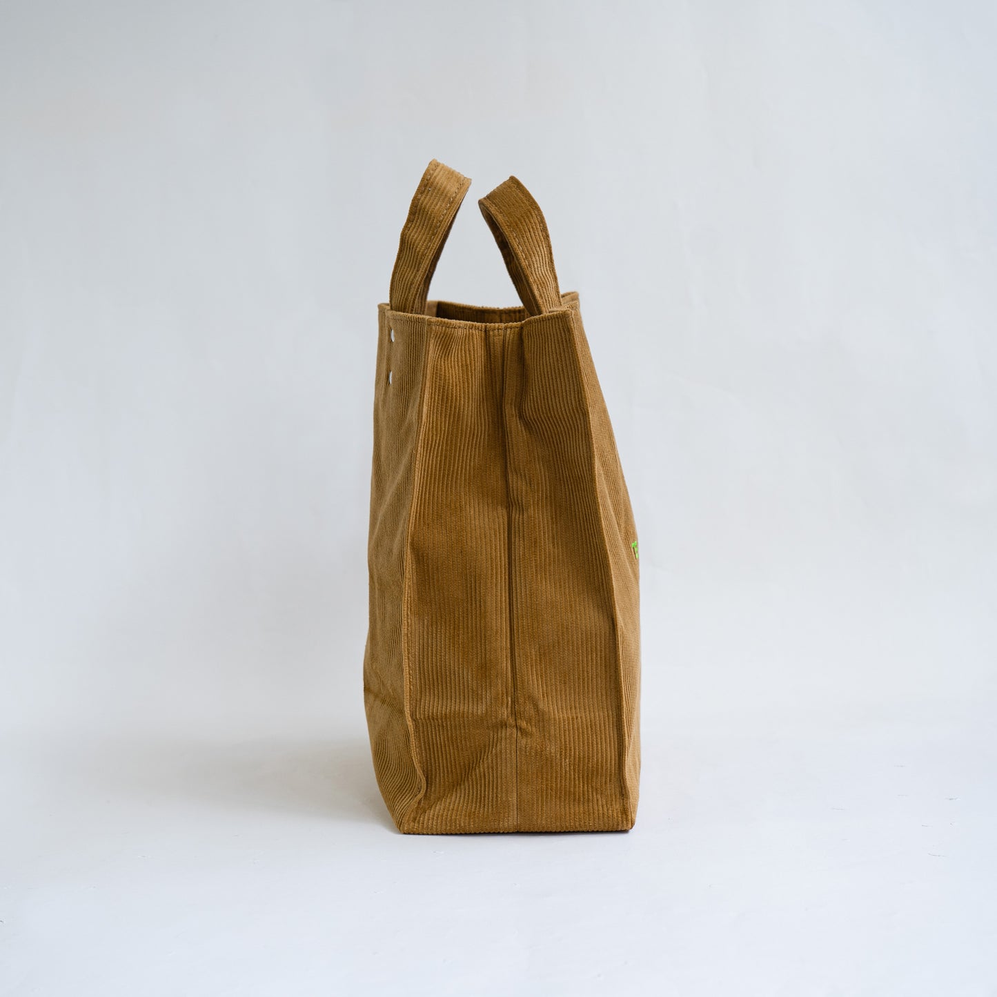 TEMBEA　PAPER TOTE MEDIUM CORDUROY