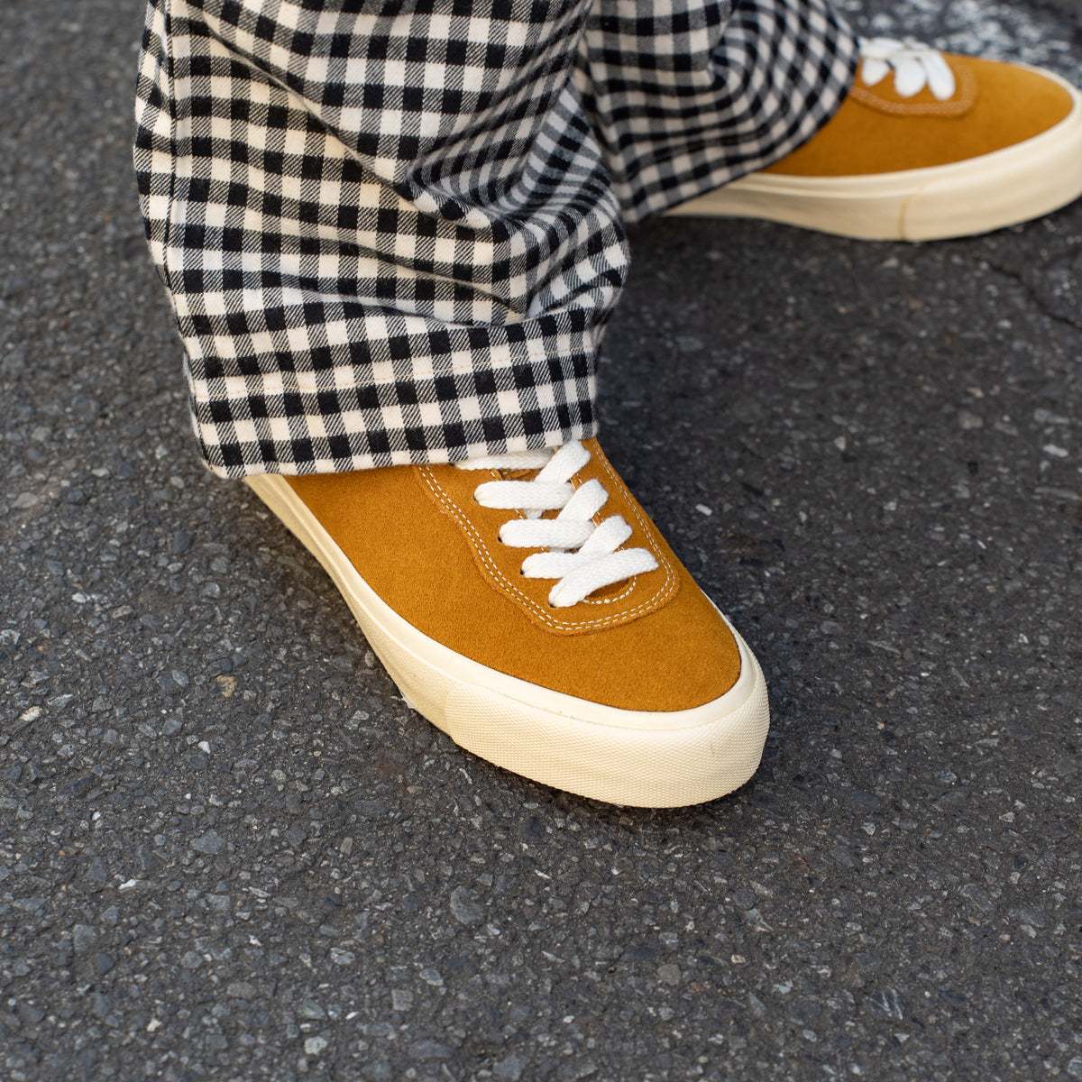 Last Resort AB VM001 LO Suede  -Golden Brown