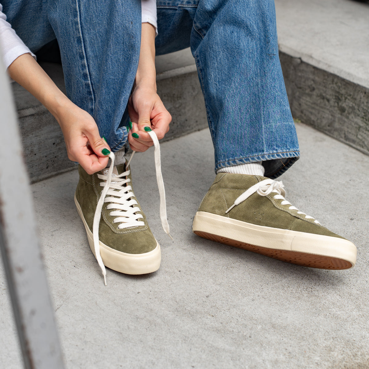 Last Resort AB VM001 Mid　-Olive×White
