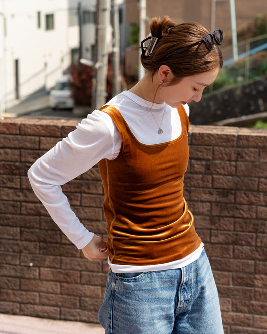 SIMONE WILD  Singlet