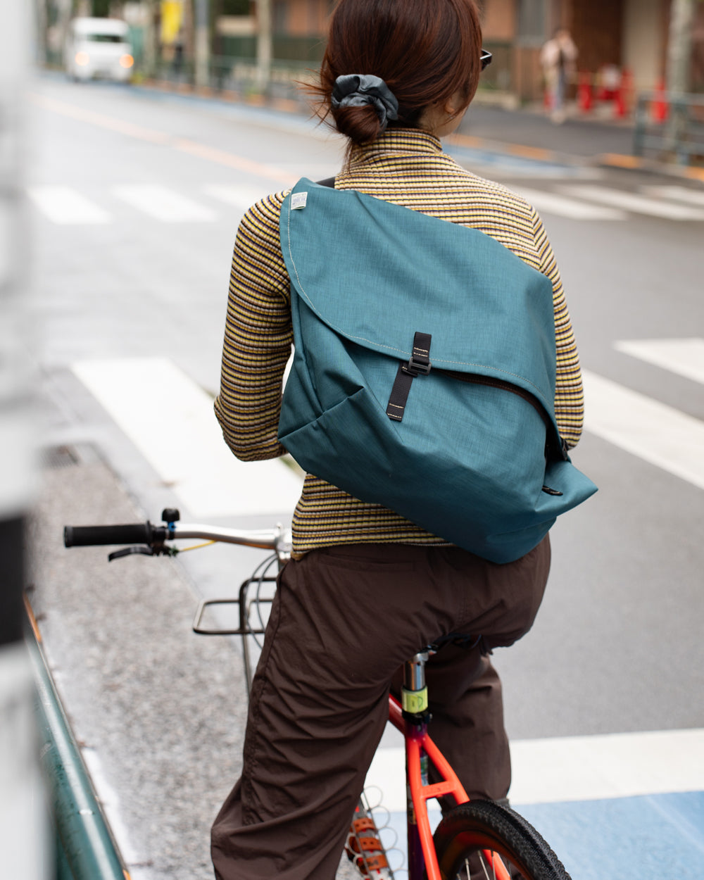 BLUE LUG × Friday  THE MESSENGER BAG "LIGHT" -BLUE