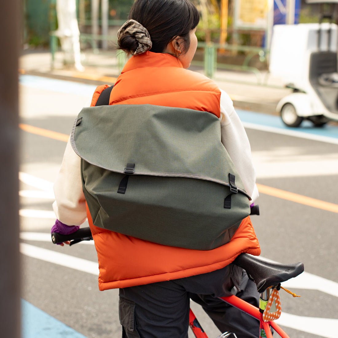 BLUE LUG  THE MESSENGER BAG