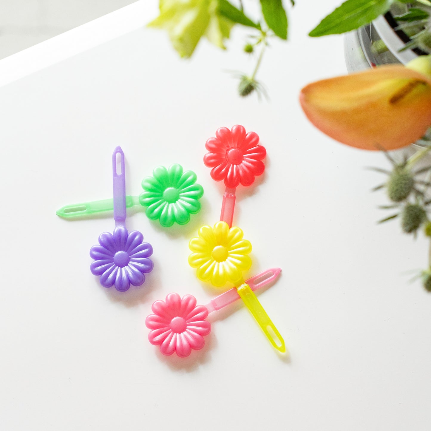 Plastic Flower Hair Pin