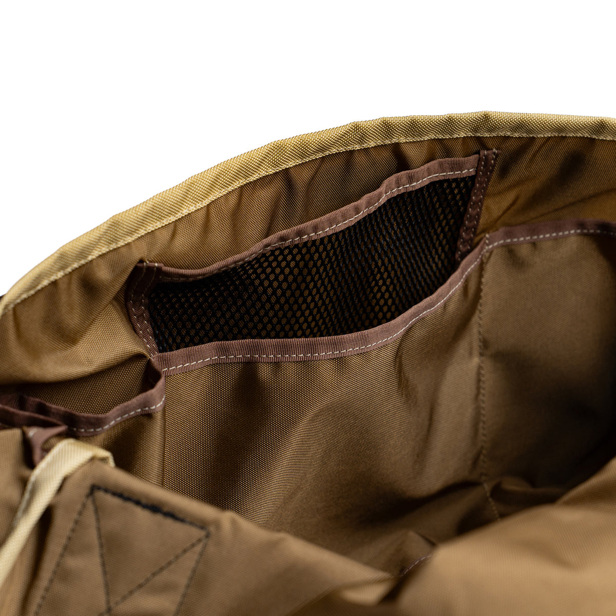 BLUE LUG × Friday  THE MESSENGER BAG "LIGHT" -BEIGE