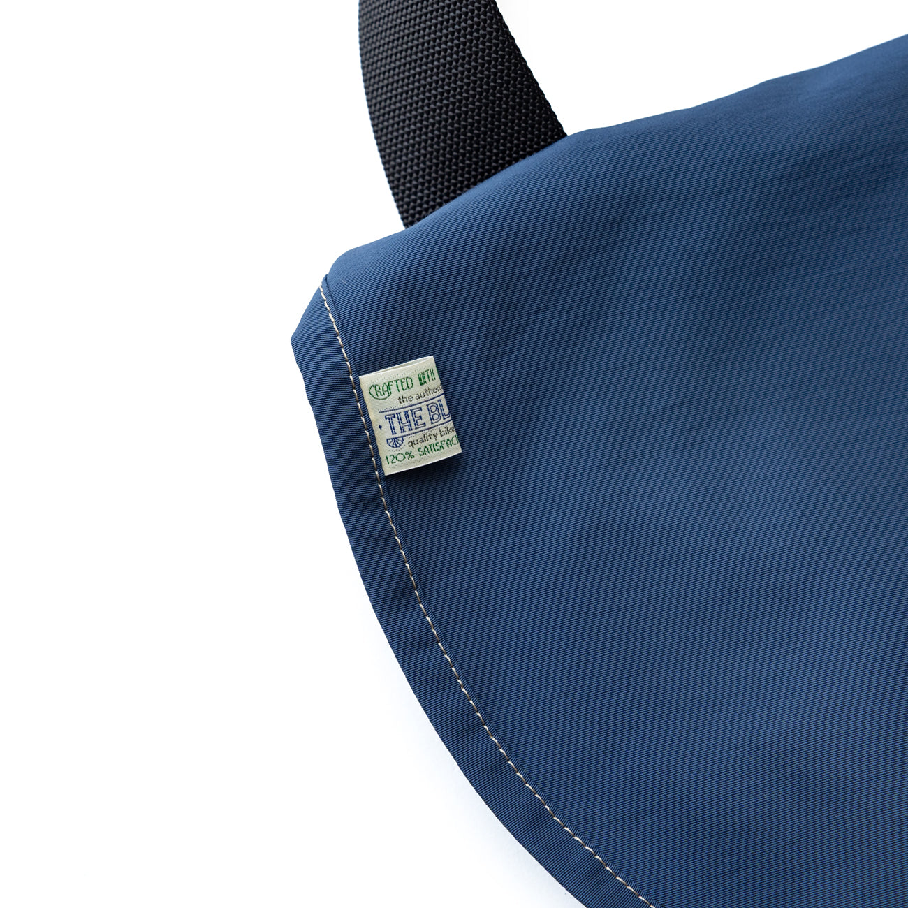 BLUE LUG × Friday  THE MESSENGER BAG "LIGHT" -NAVY