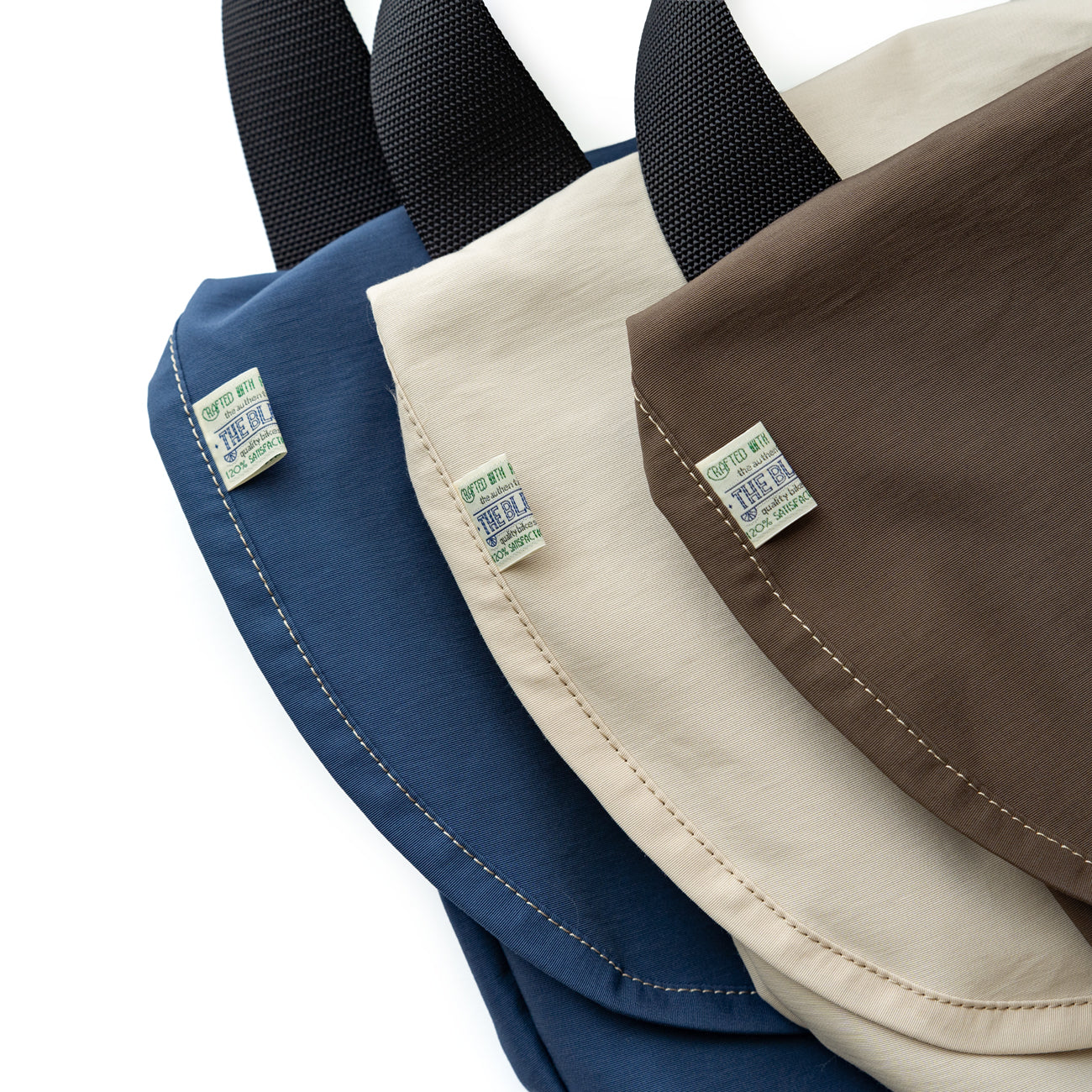 BLUE LUG × Friday THE MESSENGER BAG 